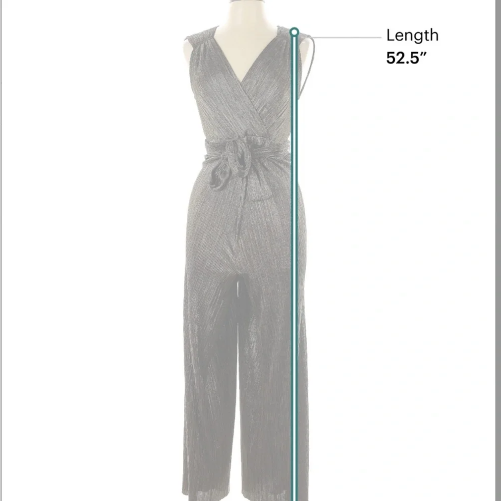 Jumpsuit Vanessa Virginia By Anthropologie Gold Metallic plisse. Wide Leg wrap.